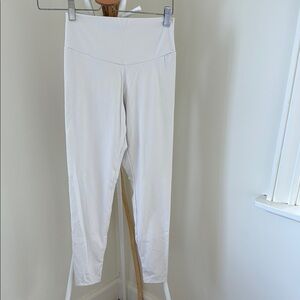 White High-Waisted Stretch Leggings